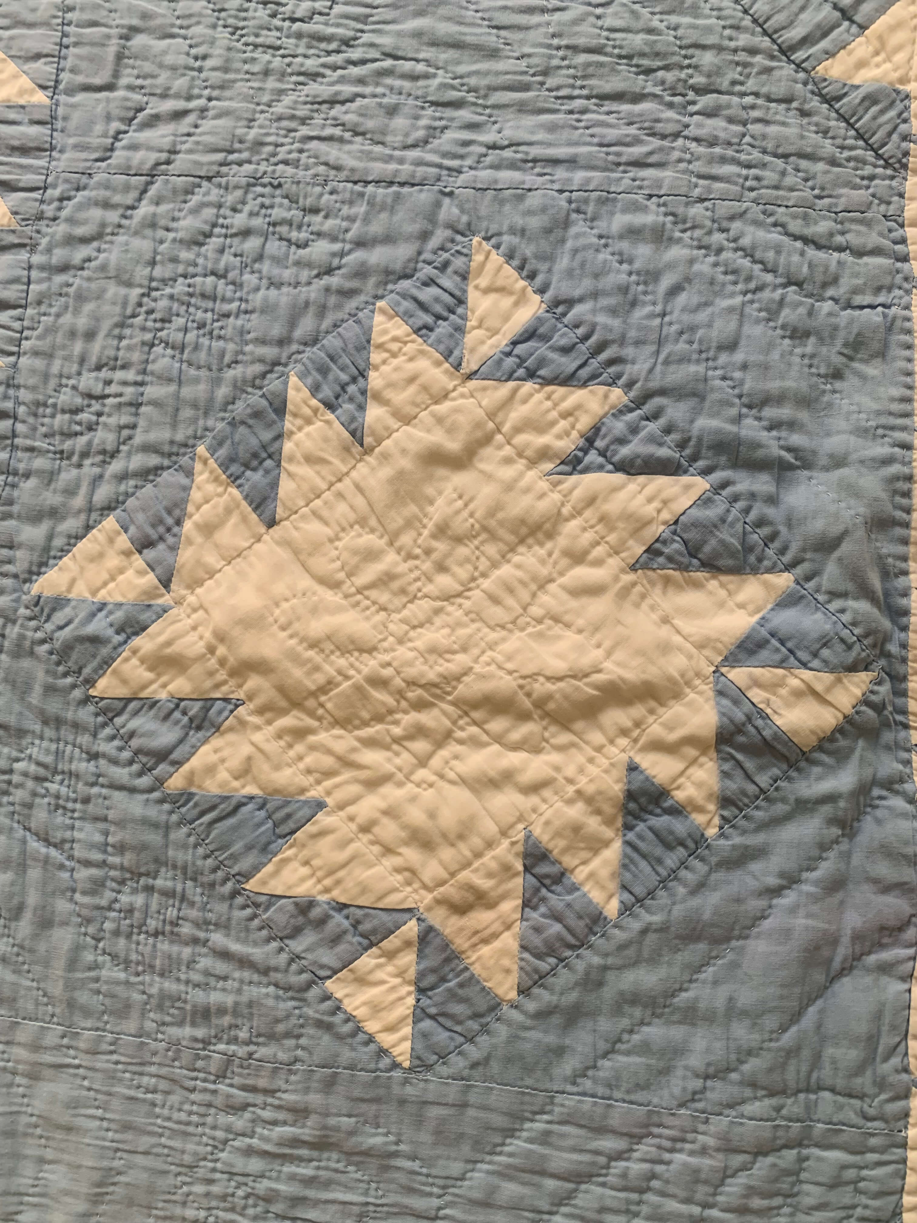 Vintage White & Blue Sawtooth