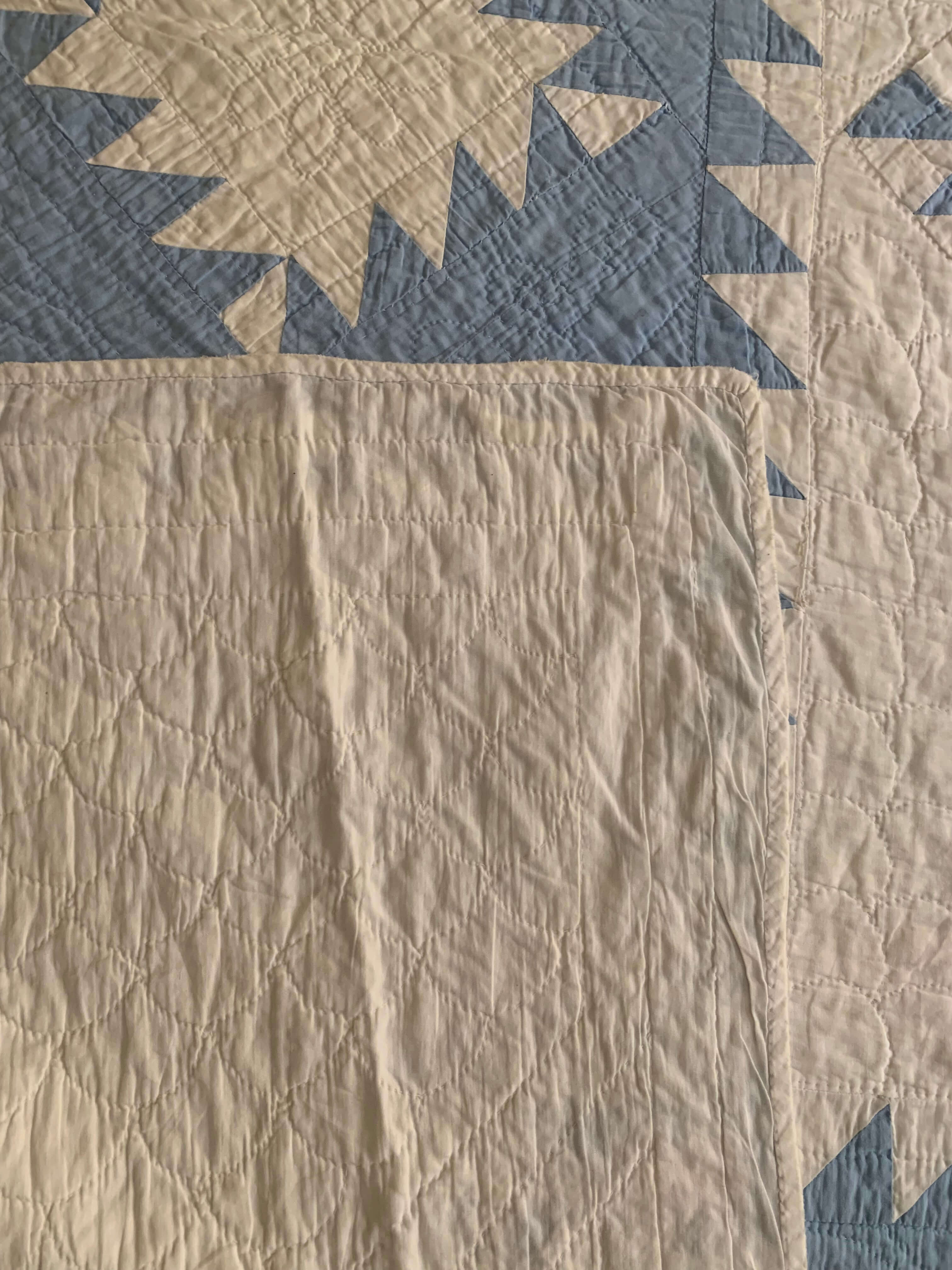 Vintage White & Blue Sawtooth