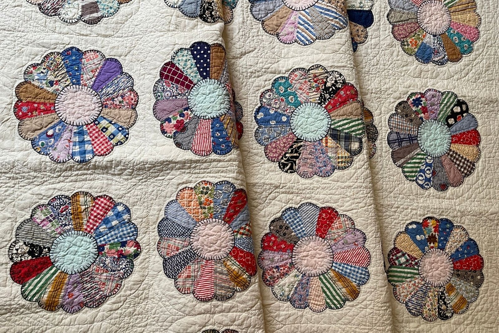 Dresden_Plate_Quilt