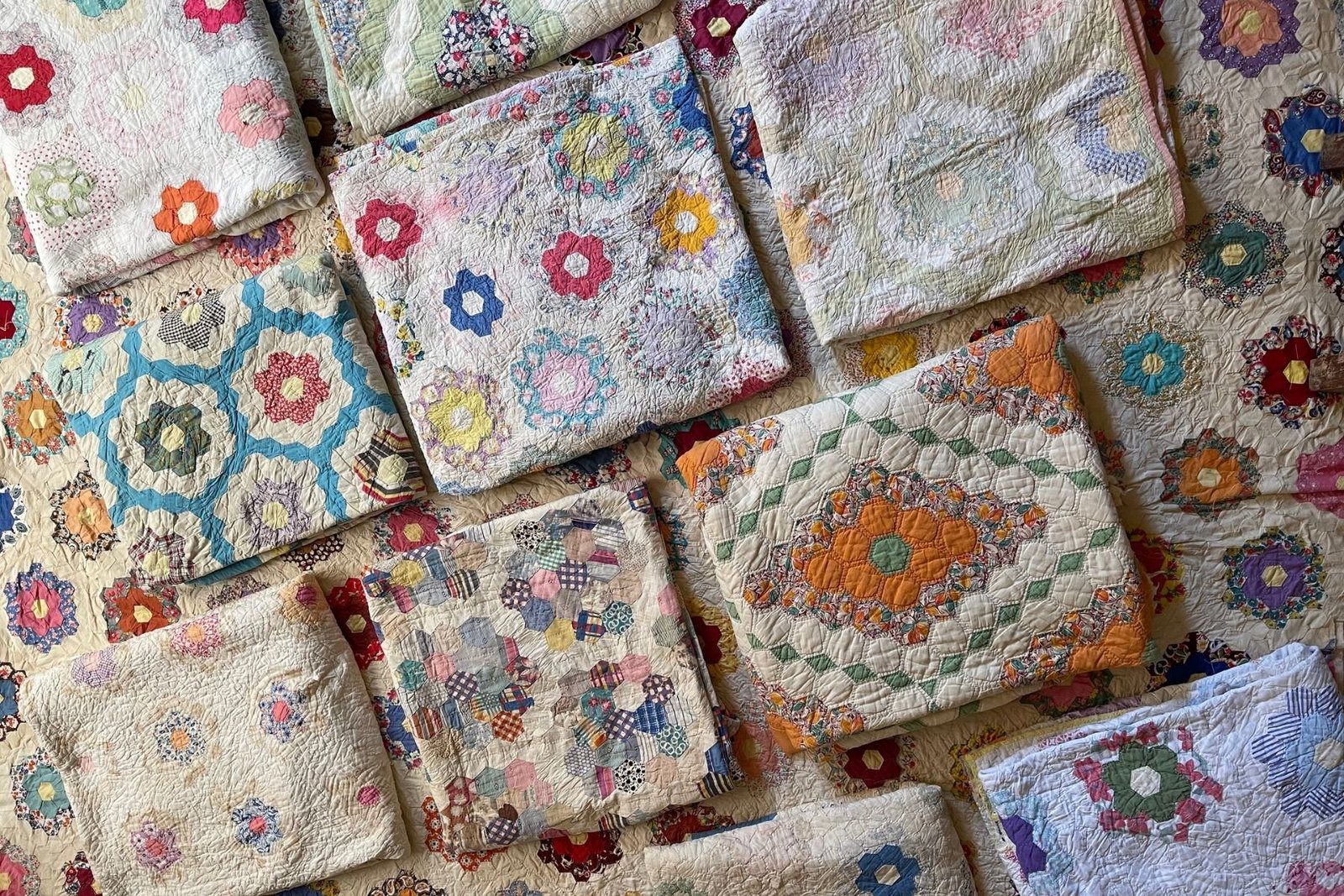 Grandmas_Flower_Garden_Quilts