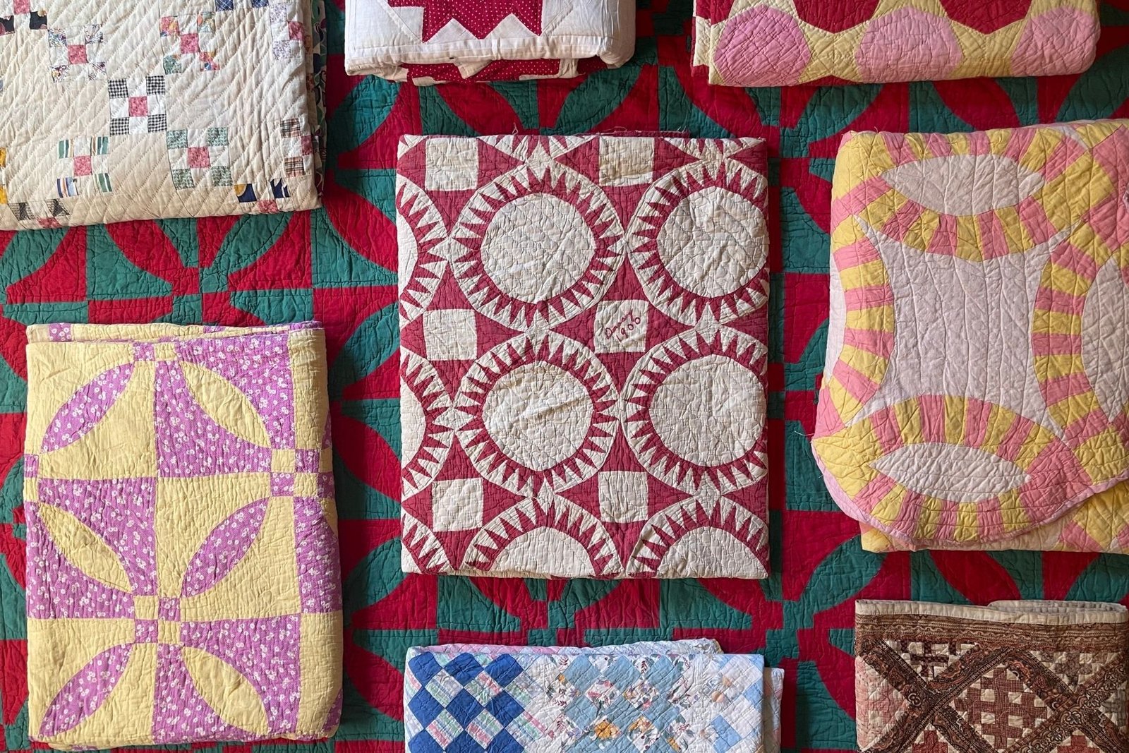 Set_Of_Antique_Quilts