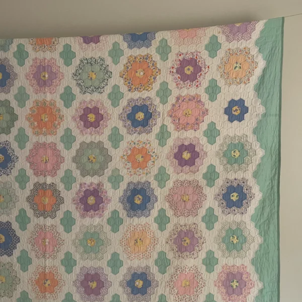 Grandmothers Flower Garden Quilt - View 5