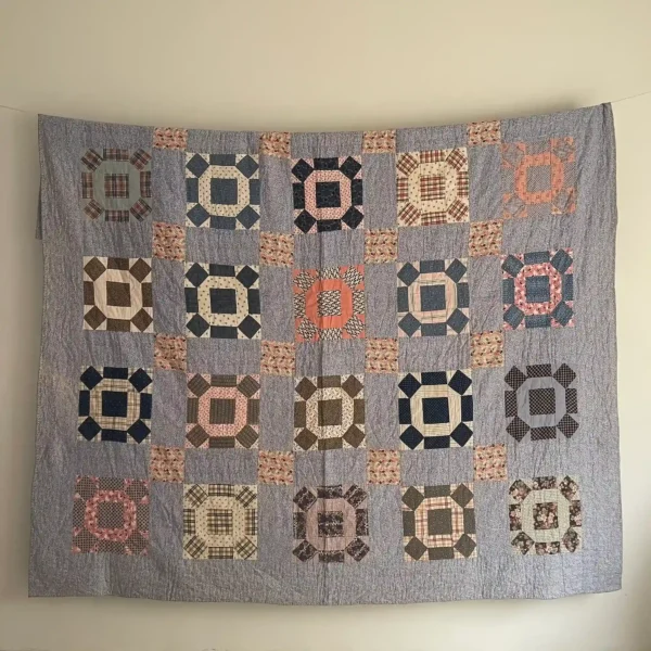 IMG_4748_16_11zon Crown of Throne Quilt - View 4