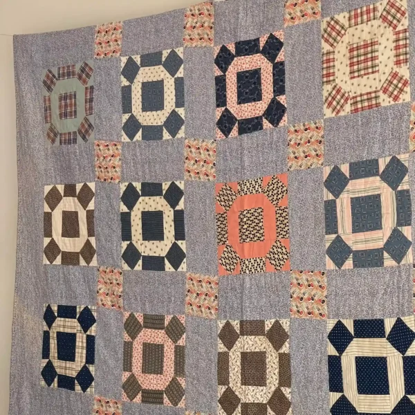 IMG_4760_3_11zon Crown of Throne Quilt - View 13