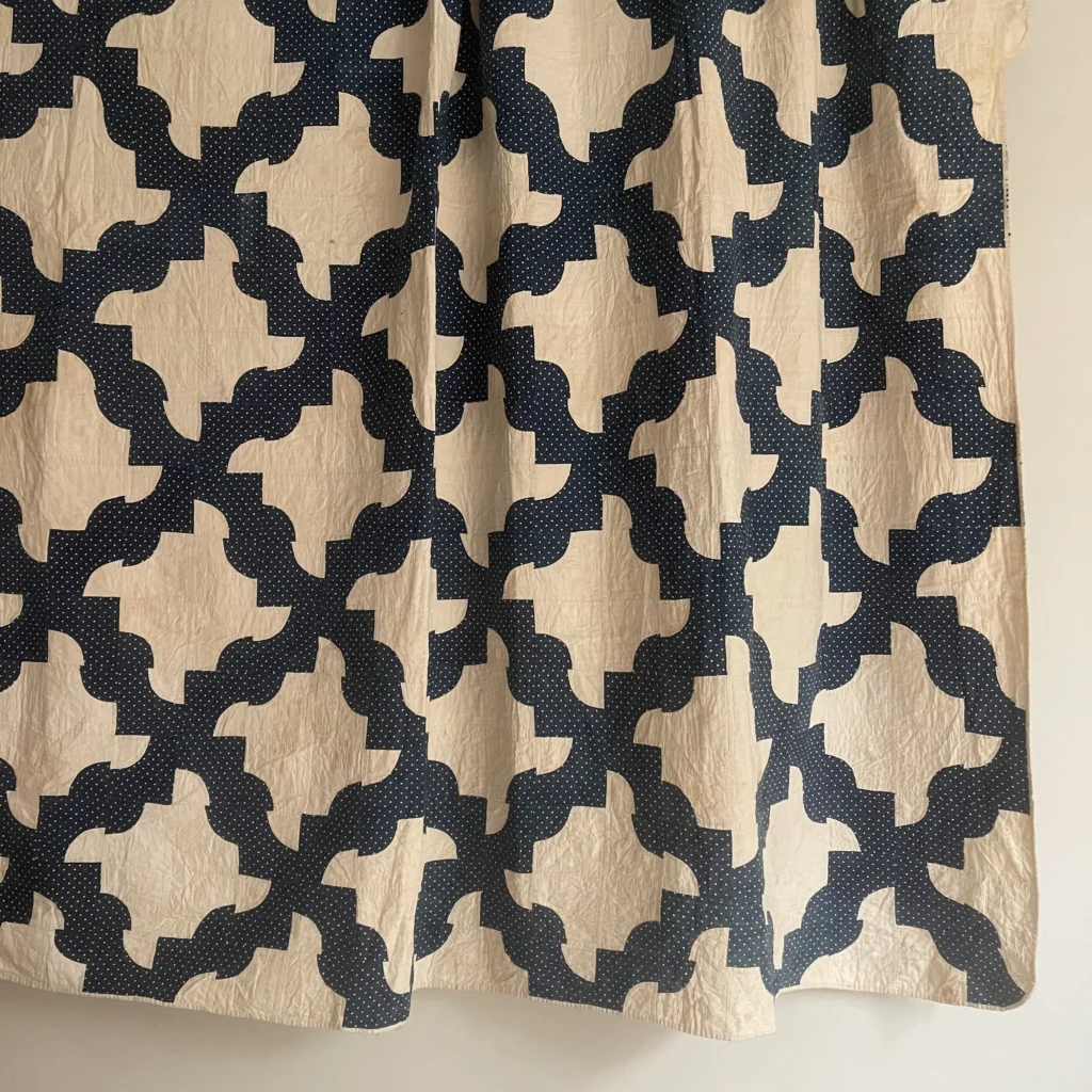 Indigo Drunkards Path Quilt