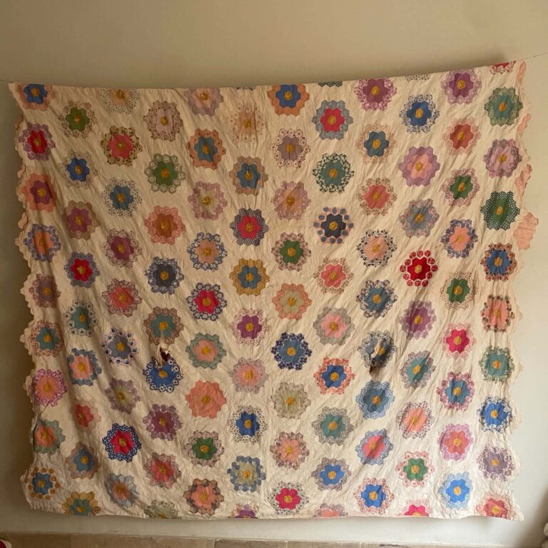 8 Vintage Quilts